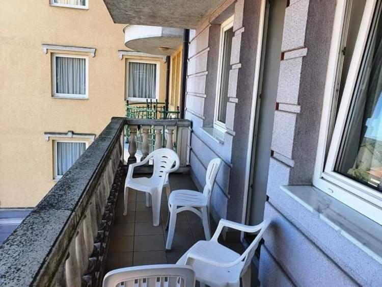 Palota Apartman Héviz Zewnętrze zdjęcie